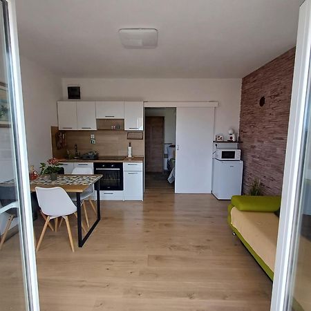 Apartments Jelka Banjol Eksteriør billede