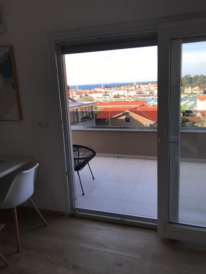 Apartments Jelka Banjol Eksteriør billede