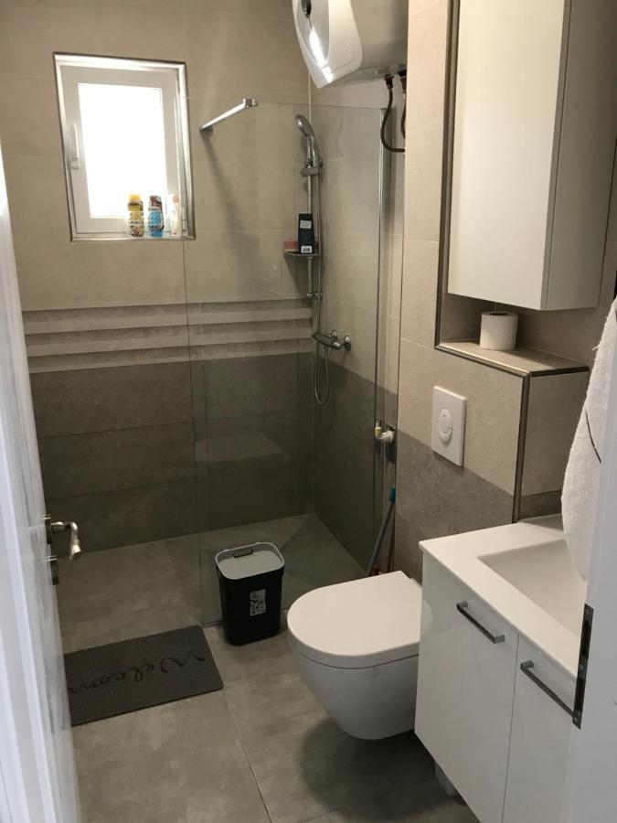 Apartments Jelka Banjol Eksteriør billede