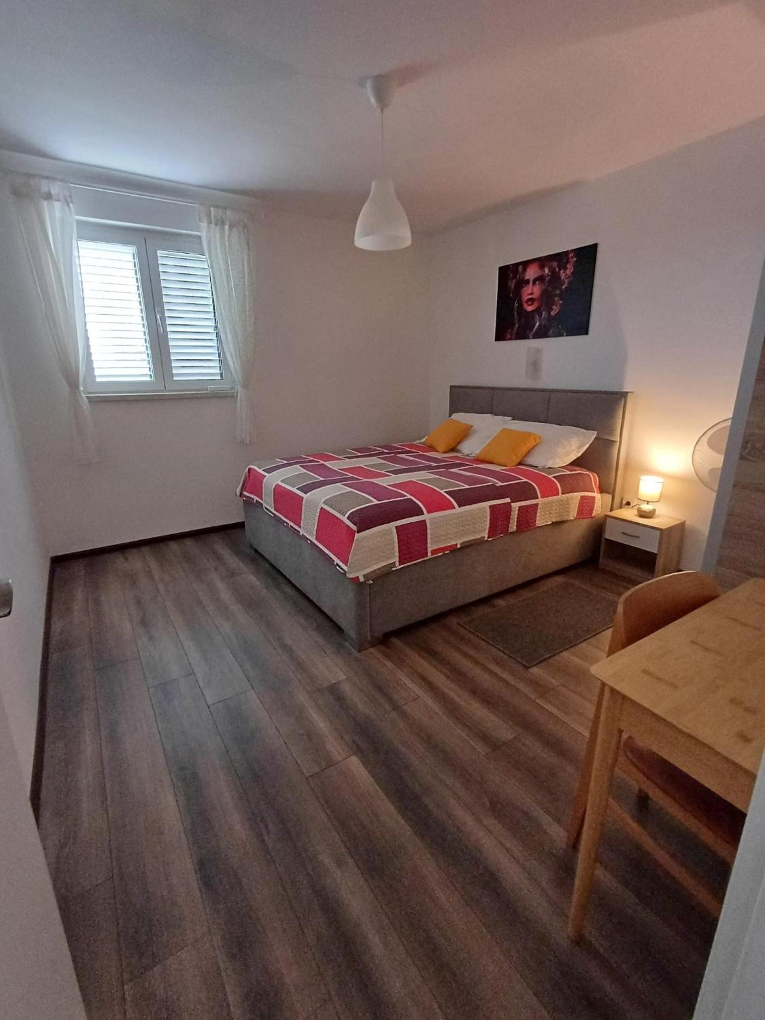 Apartments Jelka Banjol Eksteriør billede